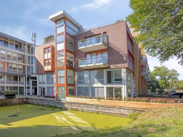 Woning aan de De Werf te Monnickendam
