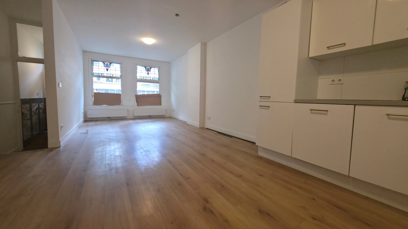 Woning aan de Mathenesserweg te Rotterdam