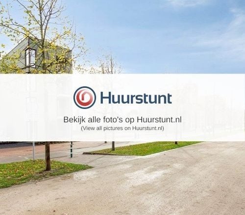 Woning aan de Burgemeester Michiels van Kessenichpassage te Maastricht