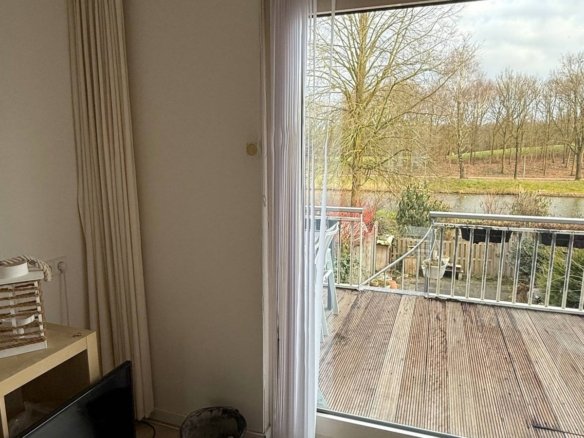 Giek, 1276JE Huizen