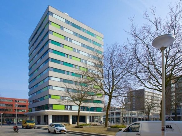 Woning aan de Overschiestraat te Amsterdam