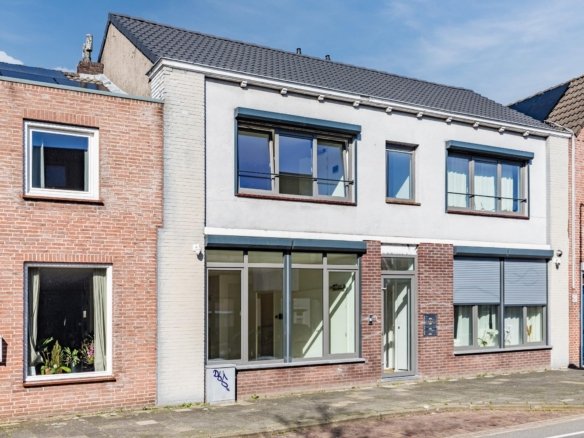 Woning aan de Kalsdonksestraat te Roosendaal