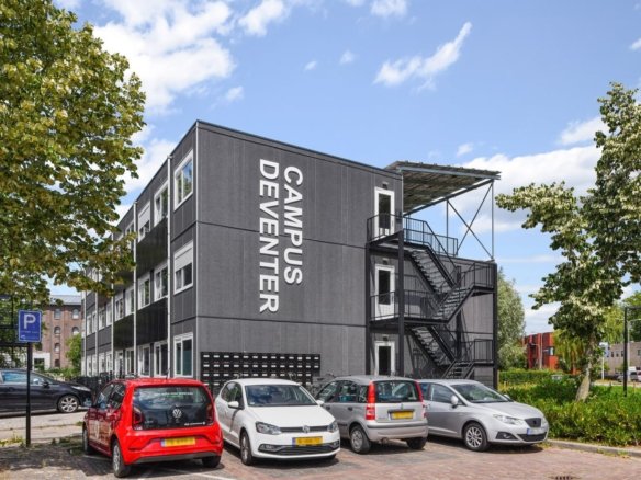 Woning aan de G.J. Leonard Ankersmitlaan te Deventer
