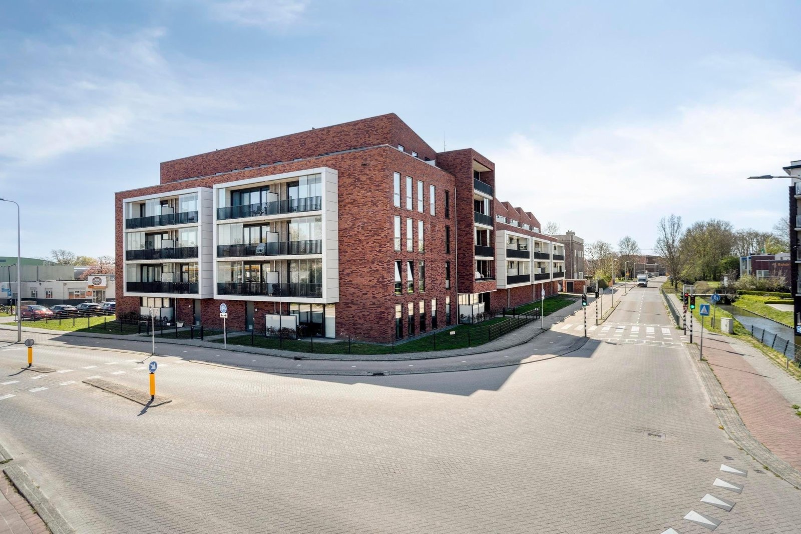01a0fd74-f91f-722d-8eff-d25ebdbf1c7e Woning aan de De Rik te Brielle