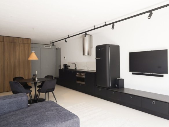 Woning aan de Warmoesstraat te Amsterdam