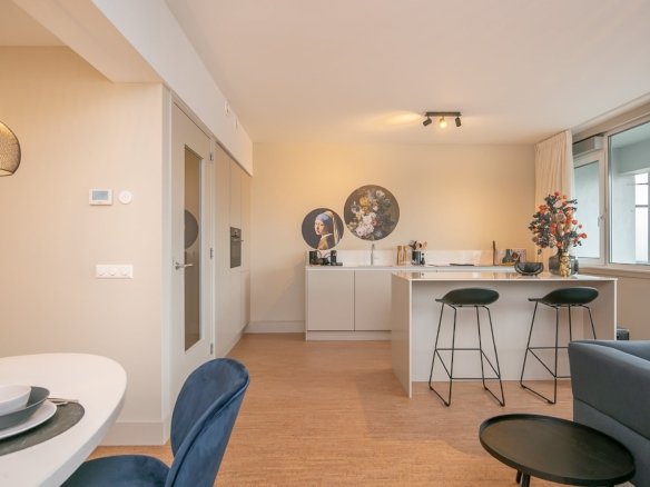 Woning aan de Kruiskade te Rotterdam