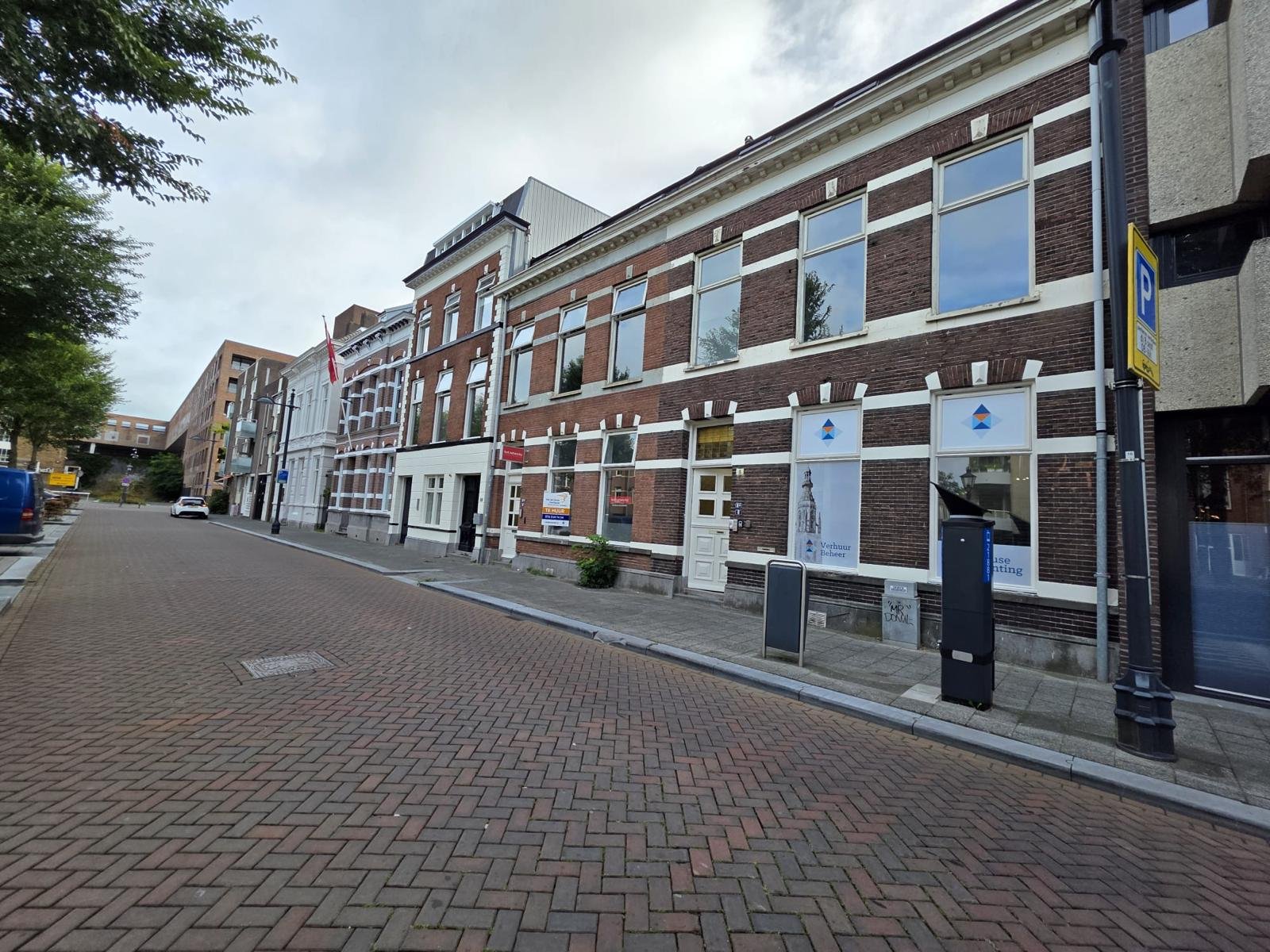 01a11133-b681-7242-875d-aaf3e2928318 Woning aan de Emmastraat te Breda