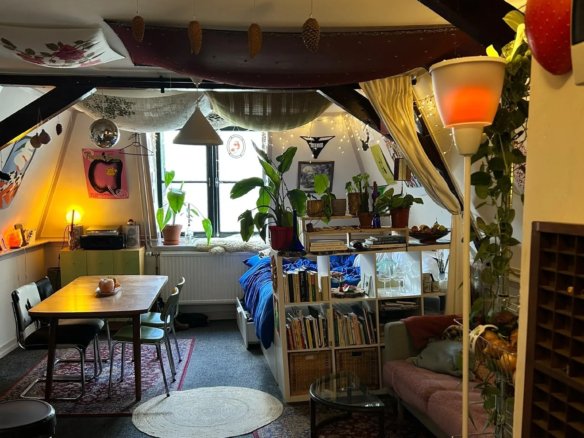 Woning aan de Oudegracht te Utrecht