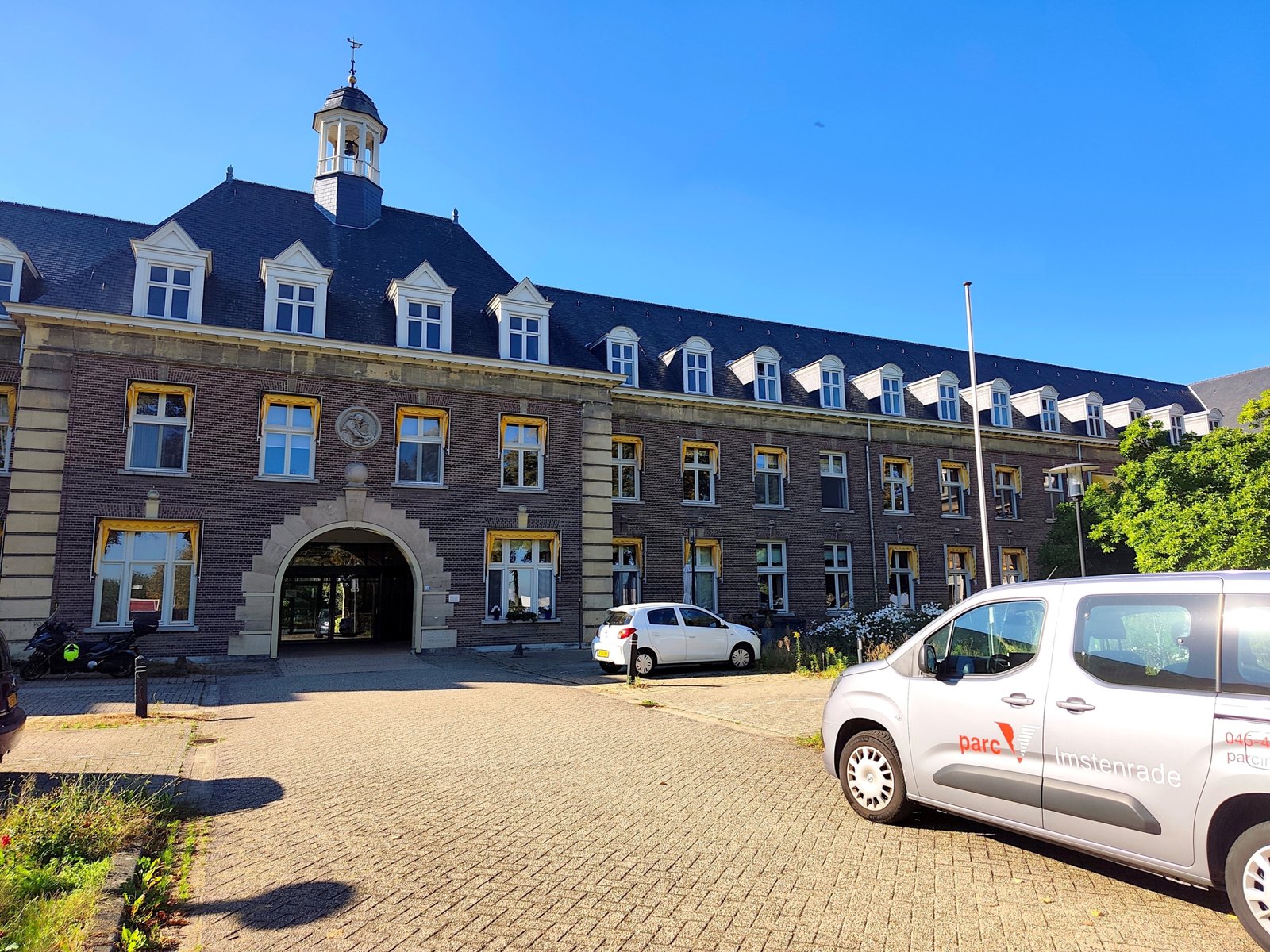 01a116ab-f7ef-712e-b88b-55fa345ad1cf Woning aan de Parc Imstenrade te Heerlen