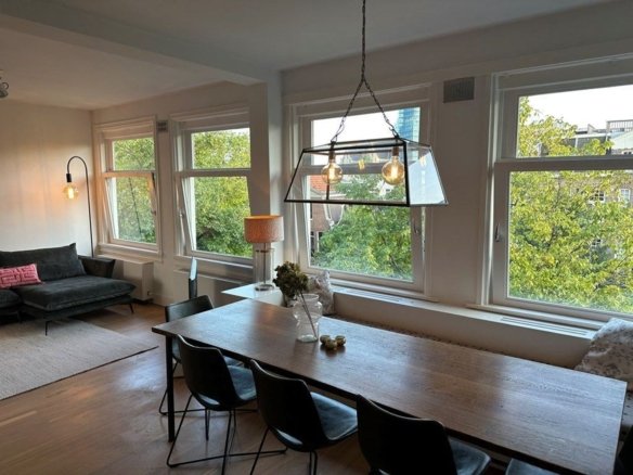 Woning aan de Egelantiersgracht te Amsterdam