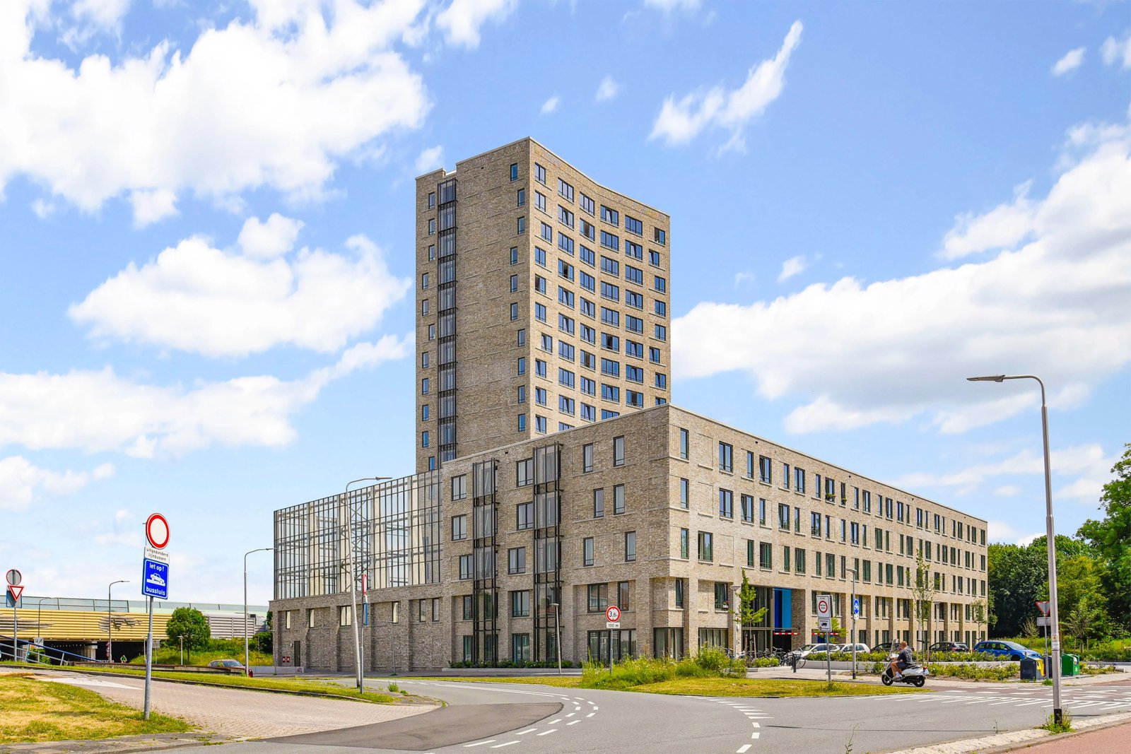 Woning aan de Jan de Oudeweg te Delft