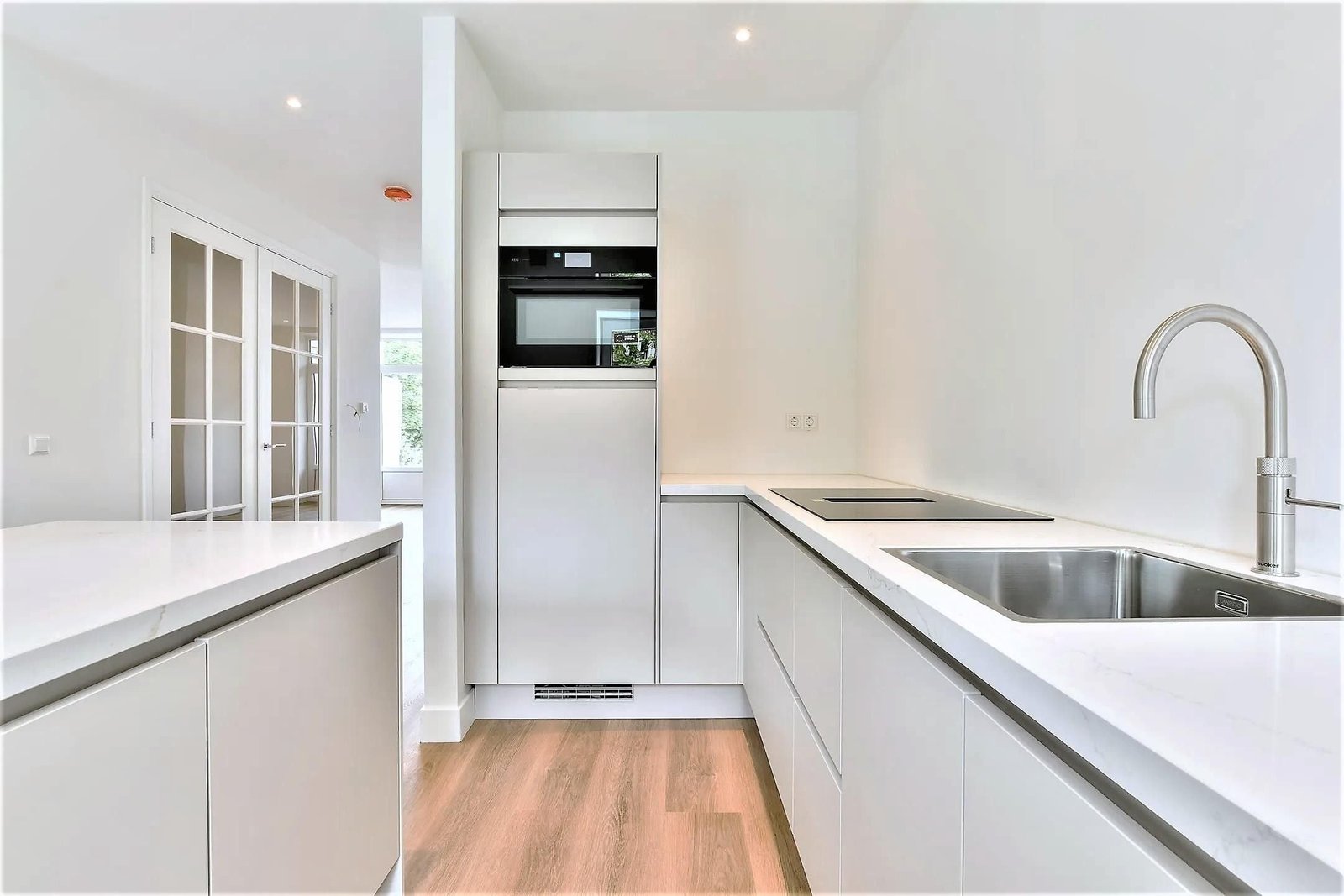 01a13093-4bd3-7253-9478-e0e92574d37d Woning aan de Crynssenstraat te Amsterdam