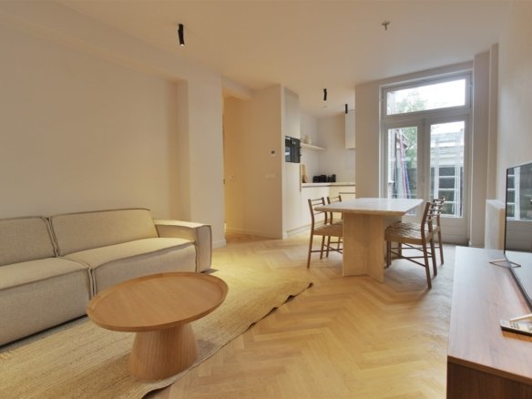 Woning aan de Noorderdwarsstraat te Amsterdam