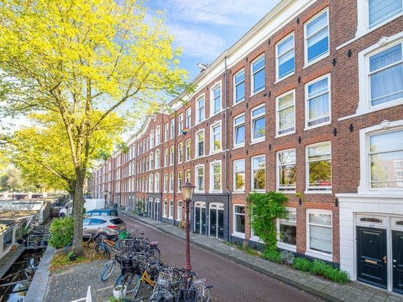 Woning aan de Marnixkade te Amsterdam