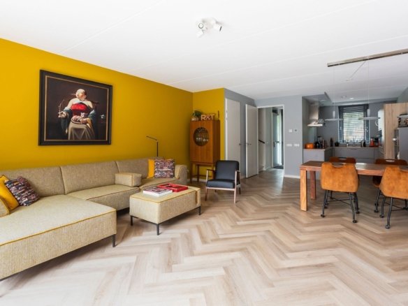 Woning aan de Dr. Jan Schoutenlaan te Maassluis