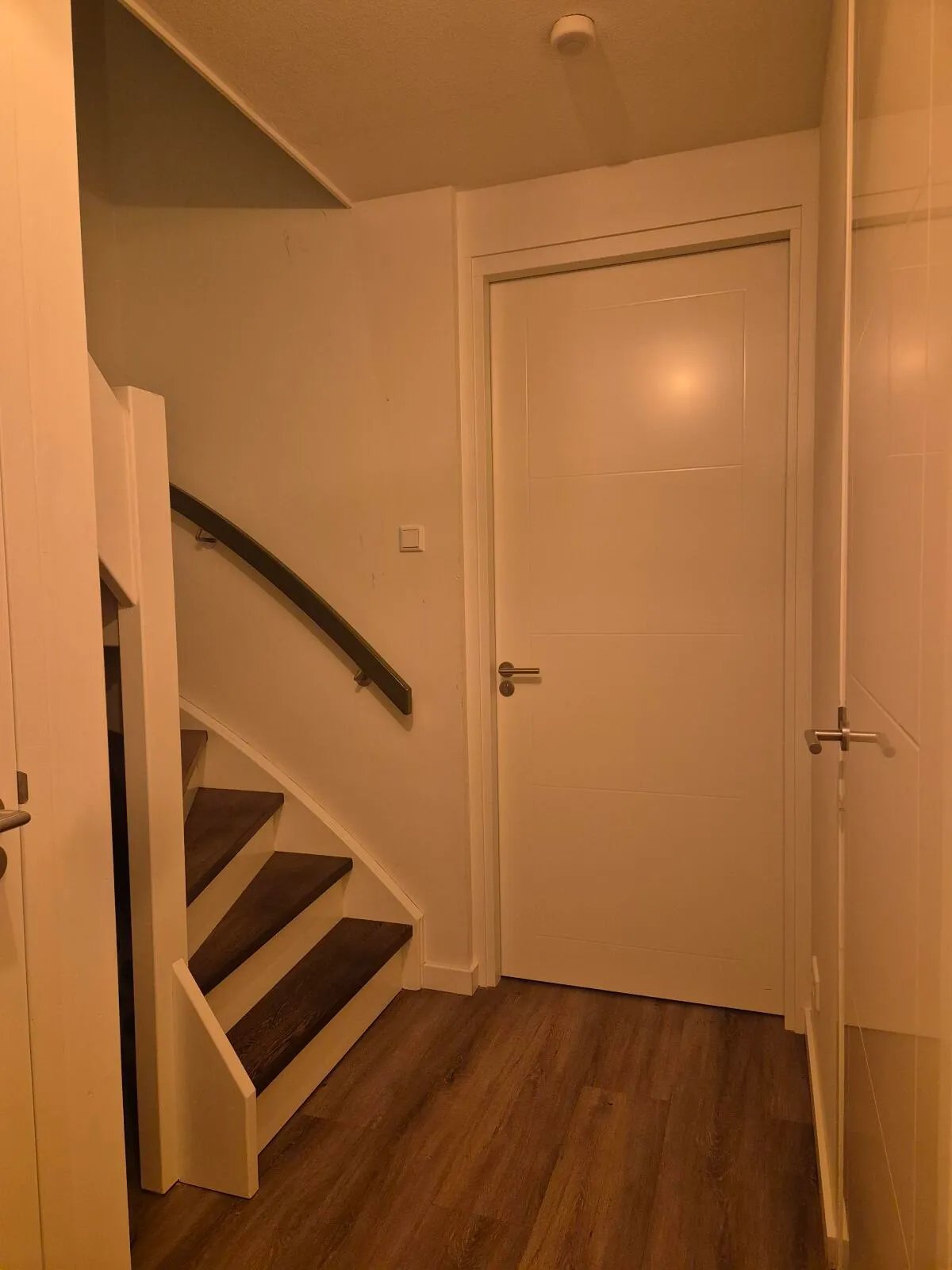 08b0e2c0-5a19-403e-8b76-ee902ff8b8d2 Woning aan de James Chadwickstraat te Almere
