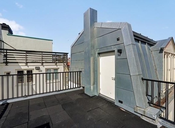 Oudezijds Achterburgwal, 1012DD Amsterdam