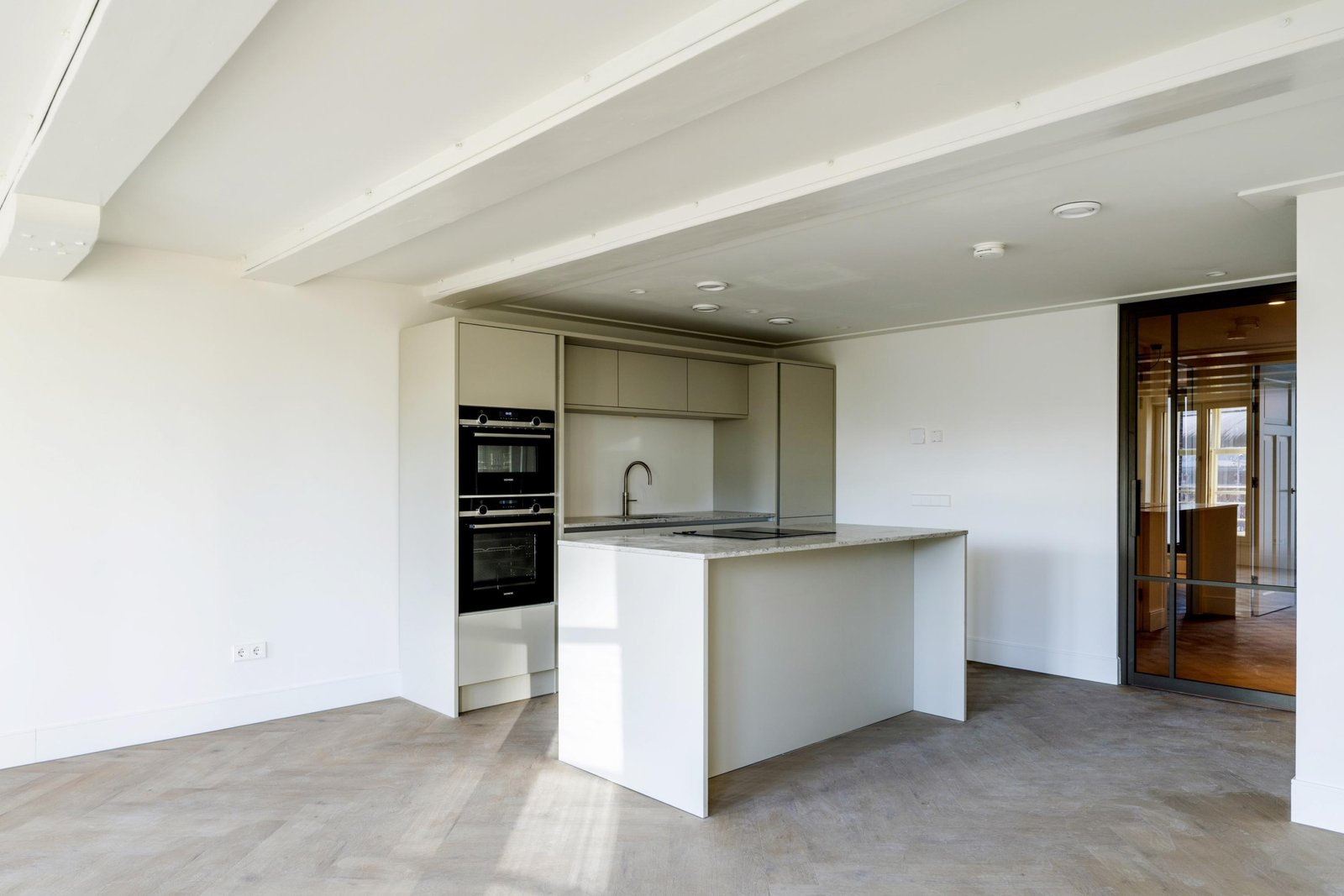 295610485 Appartement in Amsterdam