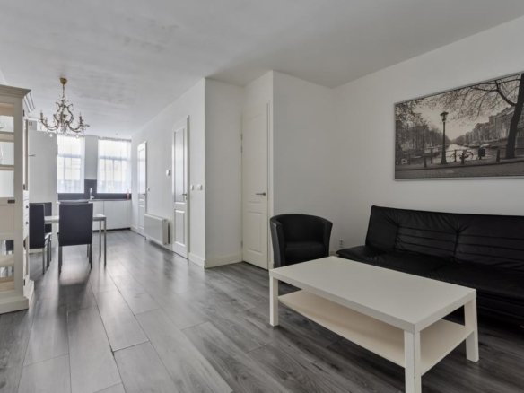 Albert Cuypstraat, 1073BP Amsterdam