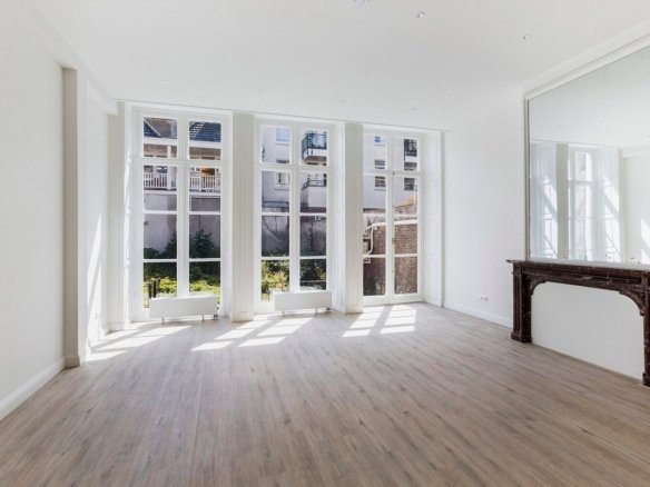 Lange Voorhout, 2514EB Den Haag