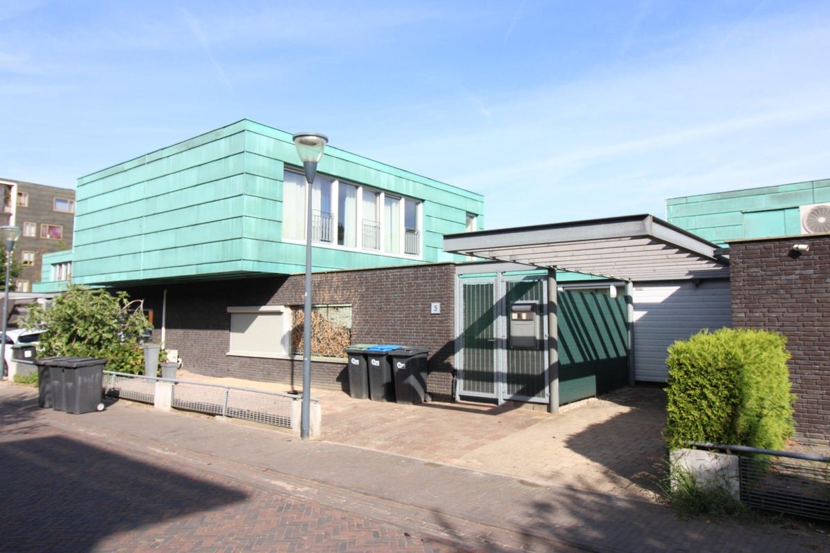 91a0d270-be17-5586-b72b-c35a091a42c5 Graslelie, 5658GR Eindhoven