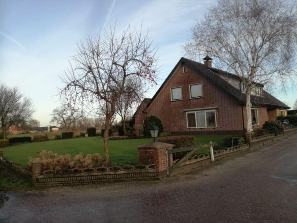 Woning aan de Pakhuisweg te De Klomp