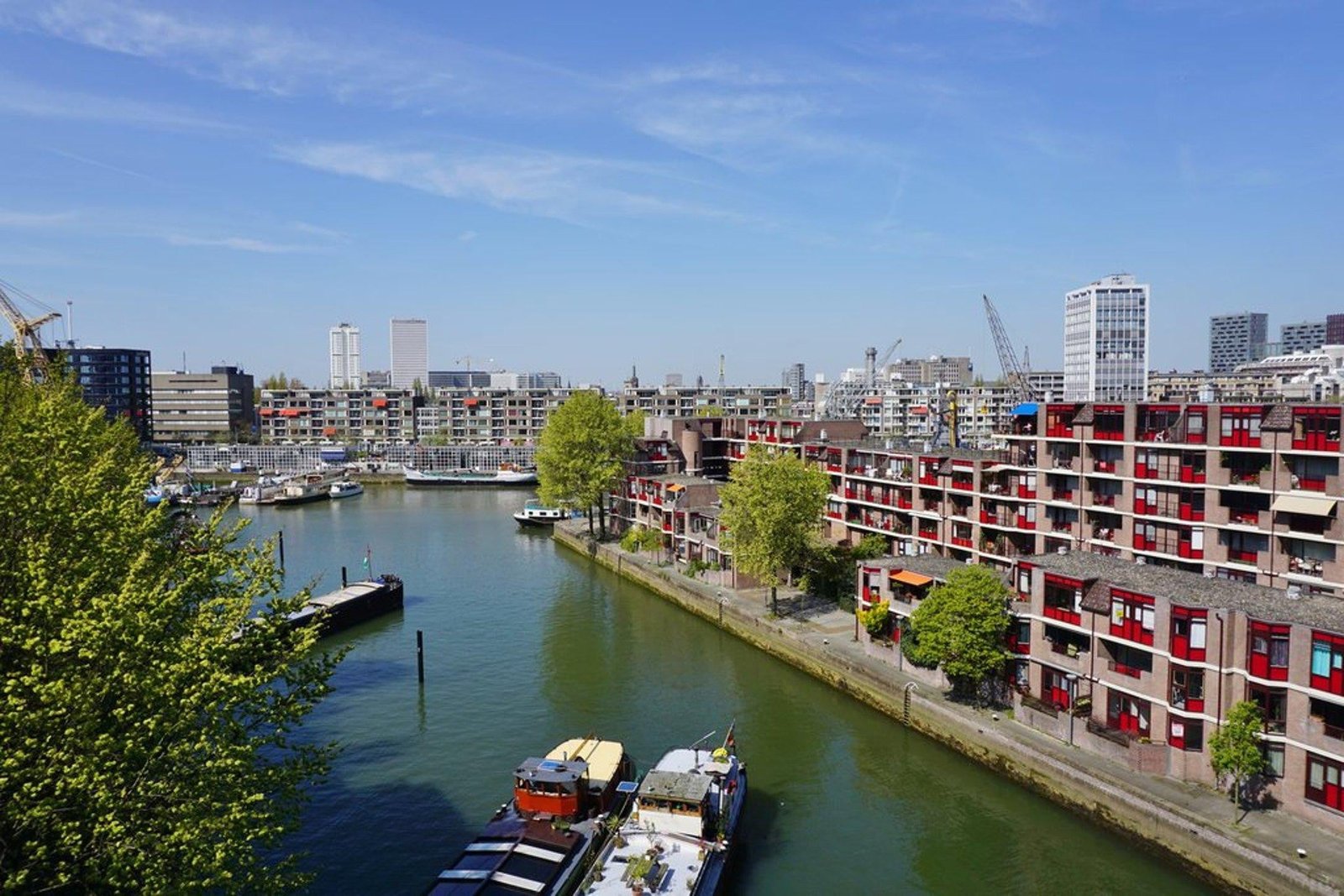 a75cf4ff Appartement in Rotterdam