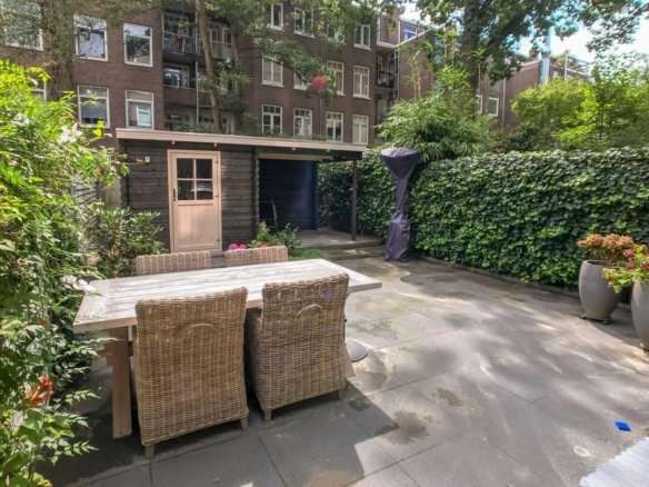 Veerstraat, 1075SL Amsterdam