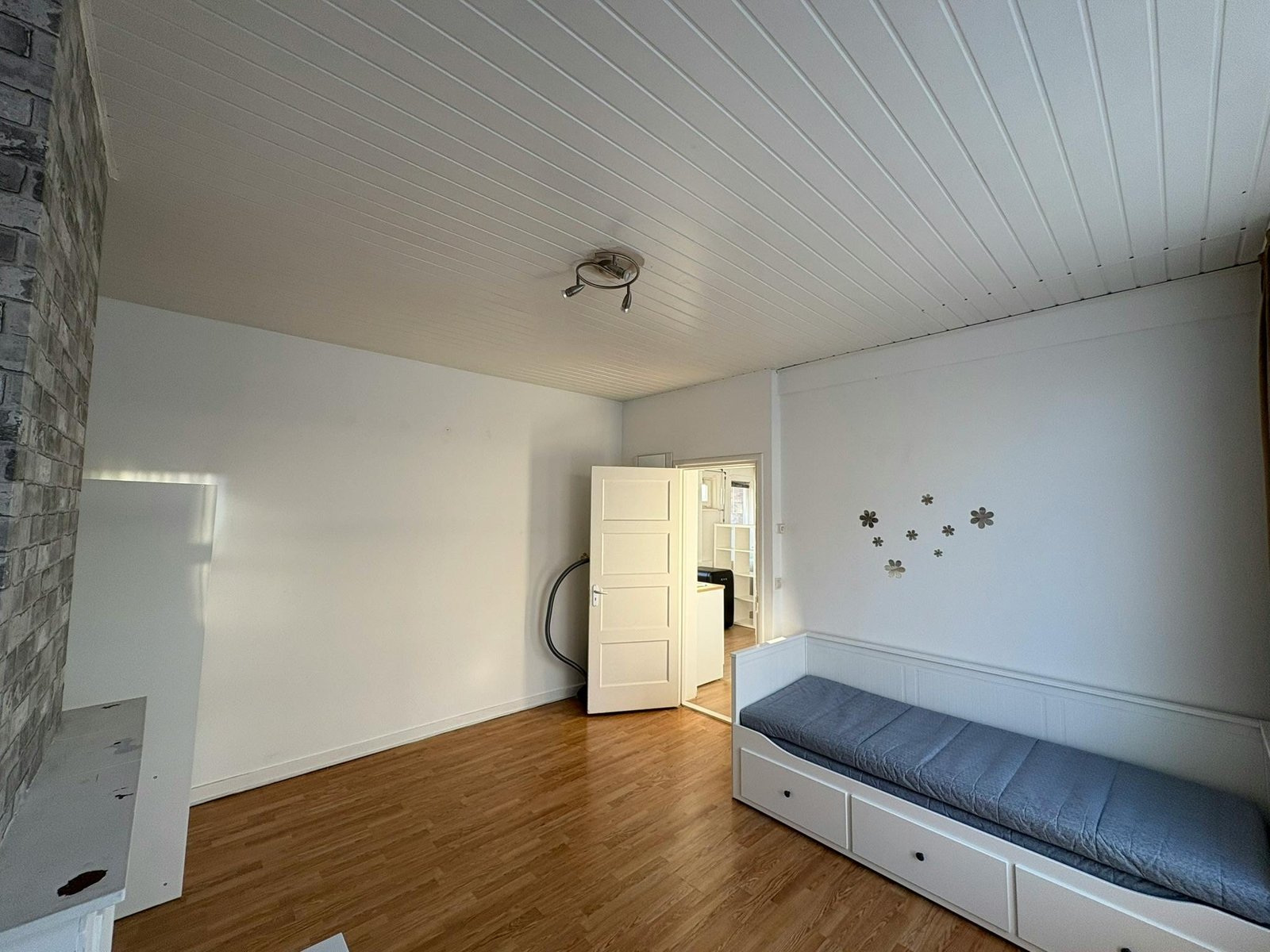 ca3f0ac7-c11b-4e3f-b2e3-52118dcb075b Kamer in Rotterdam
