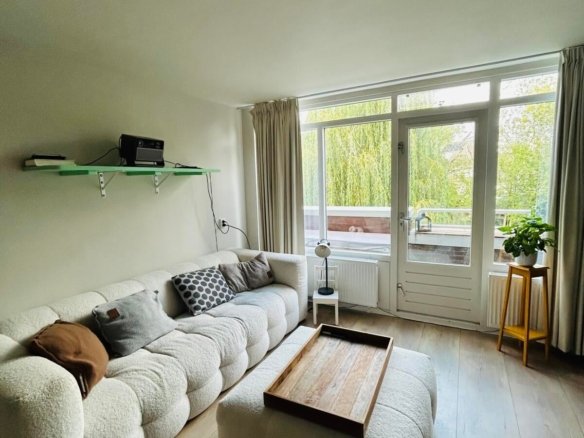 Woning aan de Huzarenstraat te Amersfoort