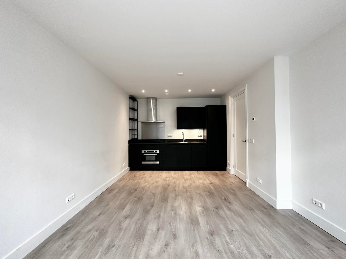 f2d57a0f-e836-554b-b3bd-182cdb9f0f0a Van Spilbergenstraat, 1057PZ Amsterdam