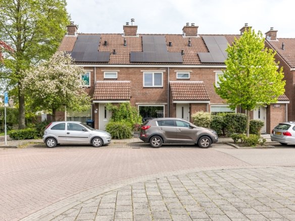 Woonhuis in Hendrik-Ido-Ambacht